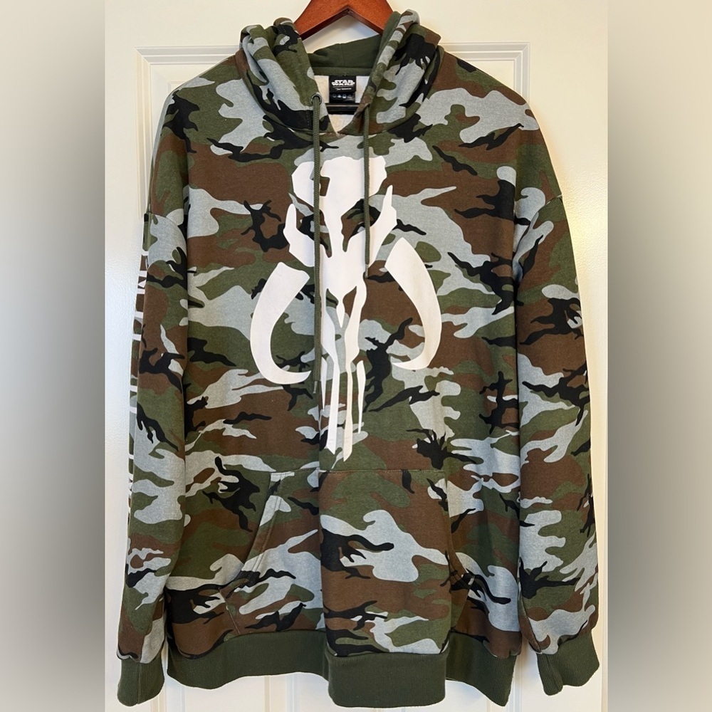 Our Universe Star Wars Disney The Mandalorian Camouflage Hoodie Size XL